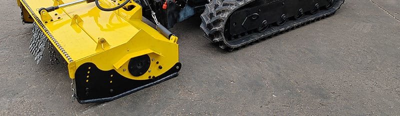 remote control mower with tracks 1